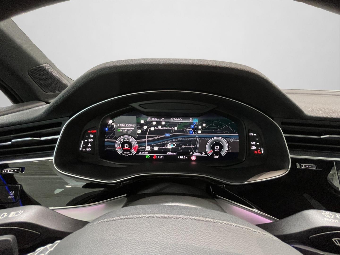 Image about Audi SQ7 TFSI quattro tiptronic