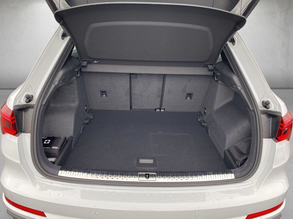 Image about Audi Q3 S line 40 TFSI quattro S tronic