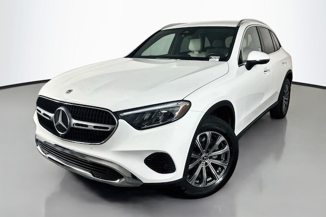Photo of 2025 Mercedes-Benz GLC 300