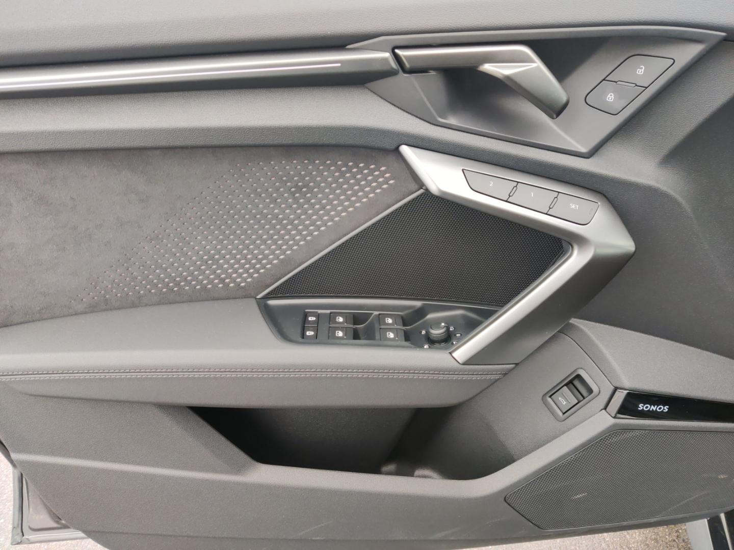 Image about Audi RS 3 Sportback TFSI quattro S tronic