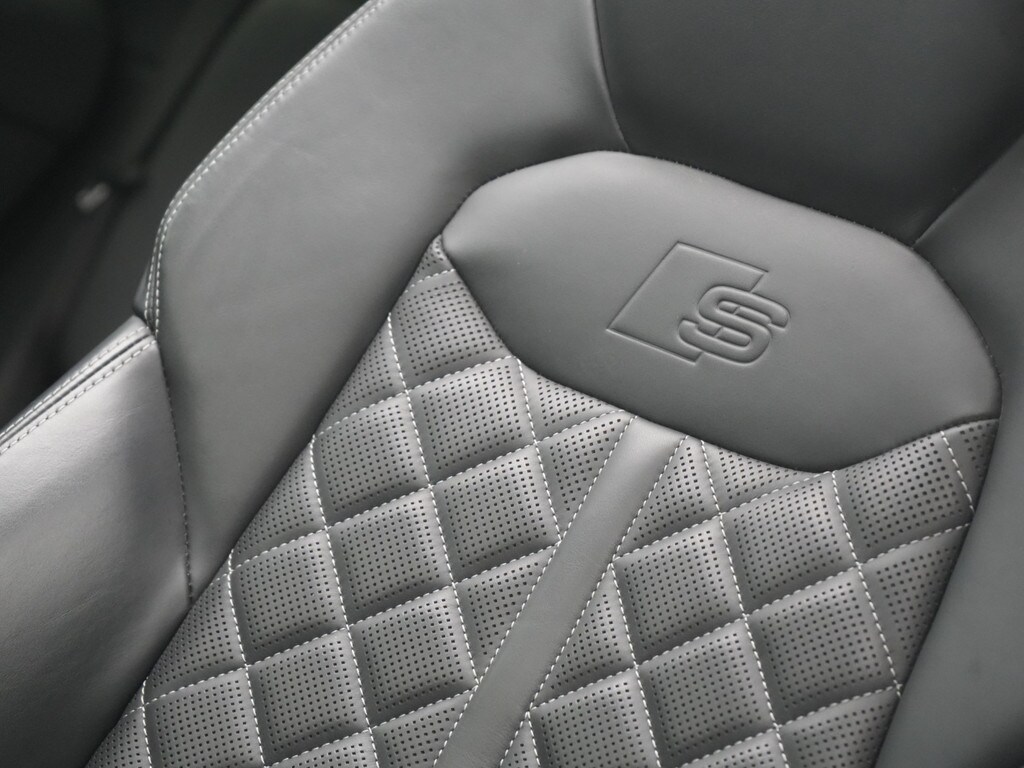 Image about Audi SQ8 TDI quattro tiptronic