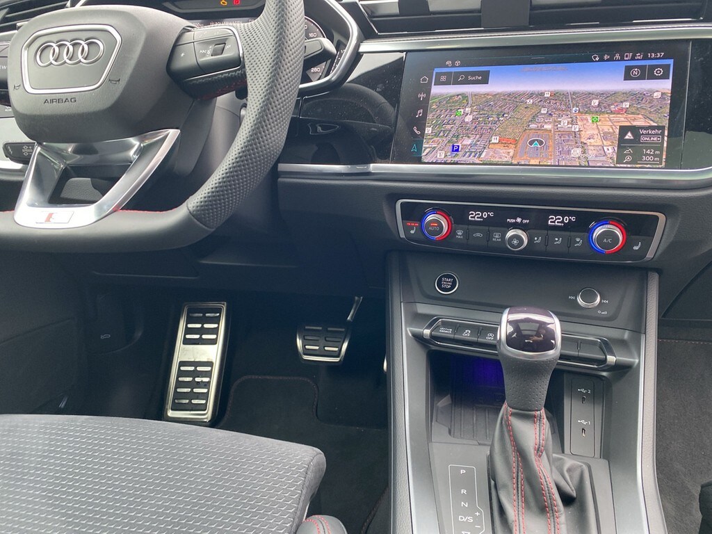 Image about Audi Q3 S line 40 TFSI quattro S tronic