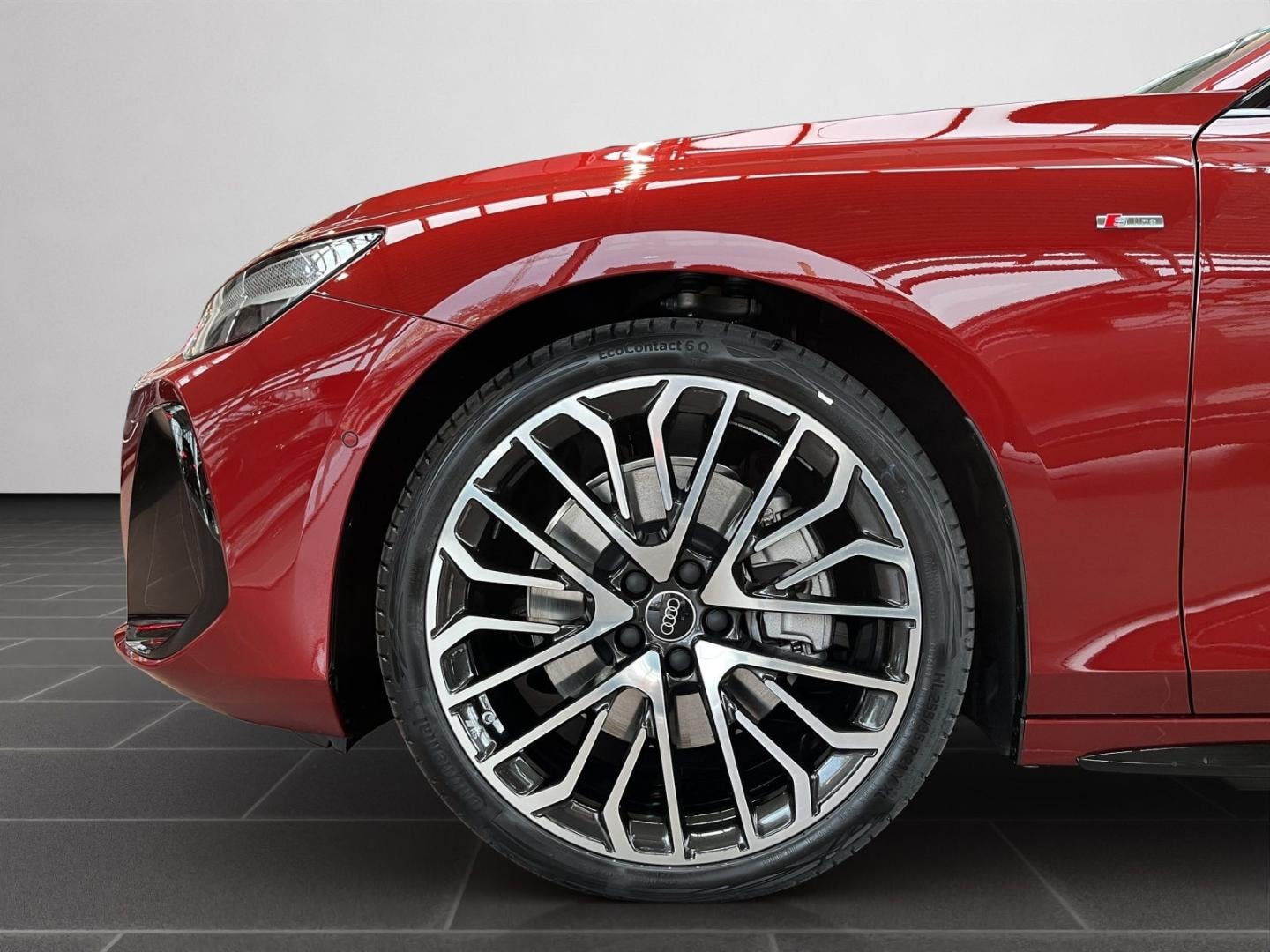 Bild über Audi A6 Avant TFSI quattro 270 kW S tronic - für weitere Informationen kontaktieren Sie den Audi Partner
