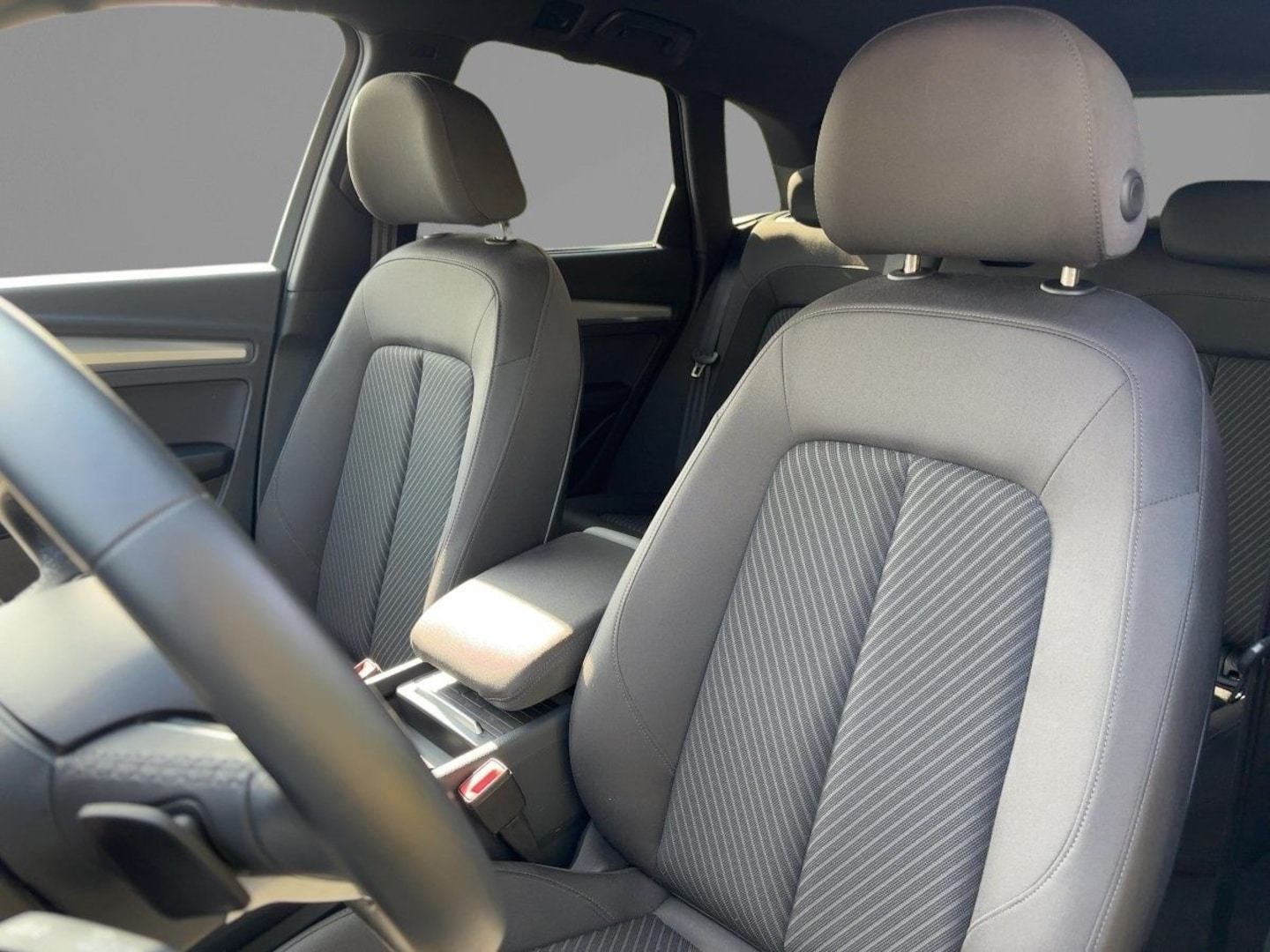 Bild über Audi Q5 40 TDI quattro S tronic - für weitere Informationen kontaktieren Sie den Audi Partner