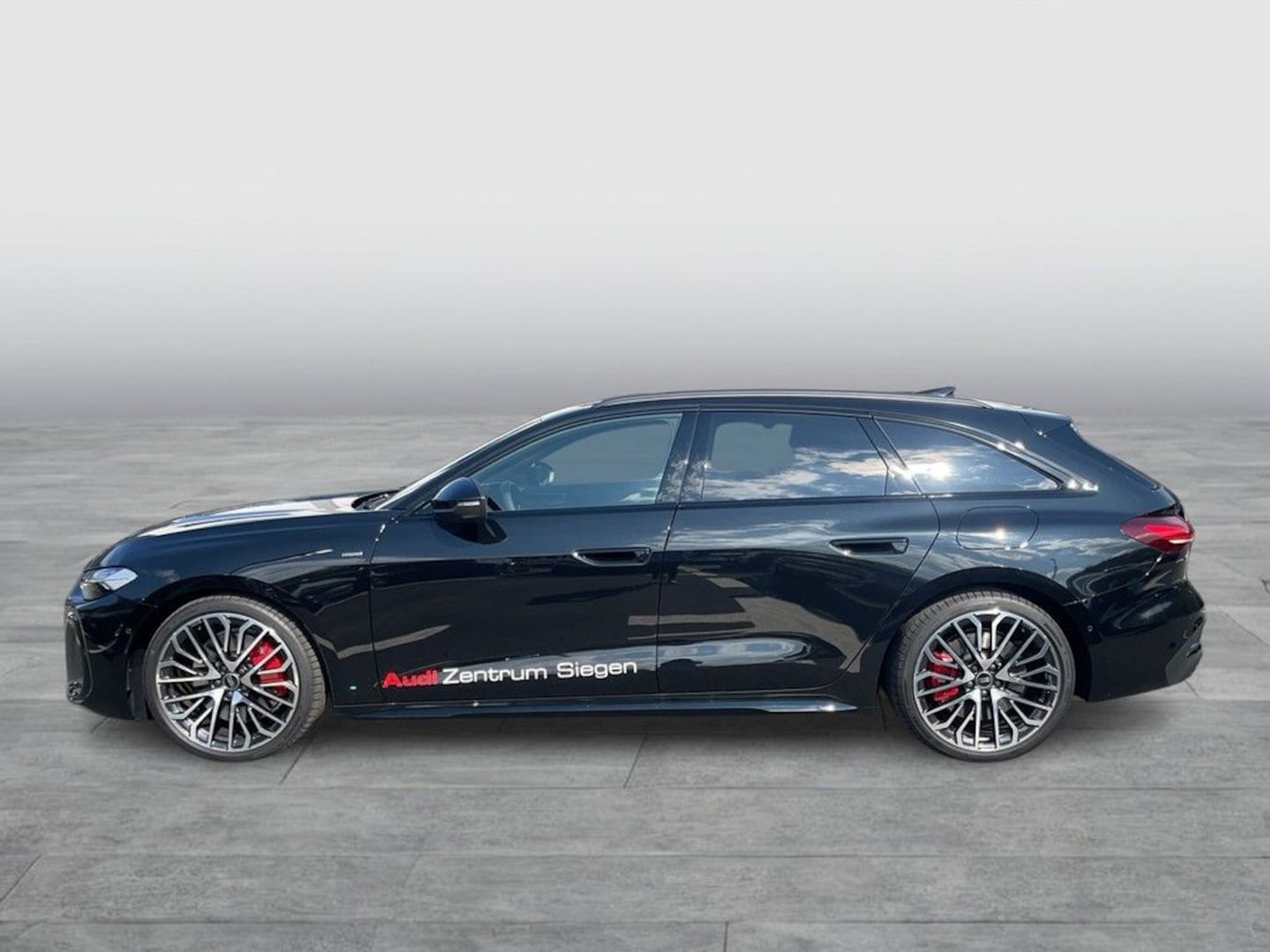 Bild über Audi A5 Avant e-hybrid e-hybrid quattro 270 kW S tronic - für weitere Informationen kontaktieren Sie den Audi Partner