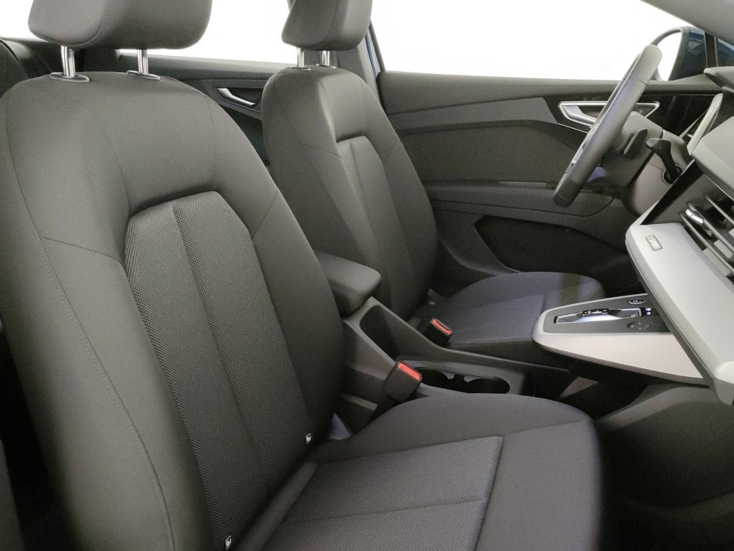 Immagine di Audi Q4 e-tron 40 e-tron 150,00 kW - Vista: for more details contact your dealer