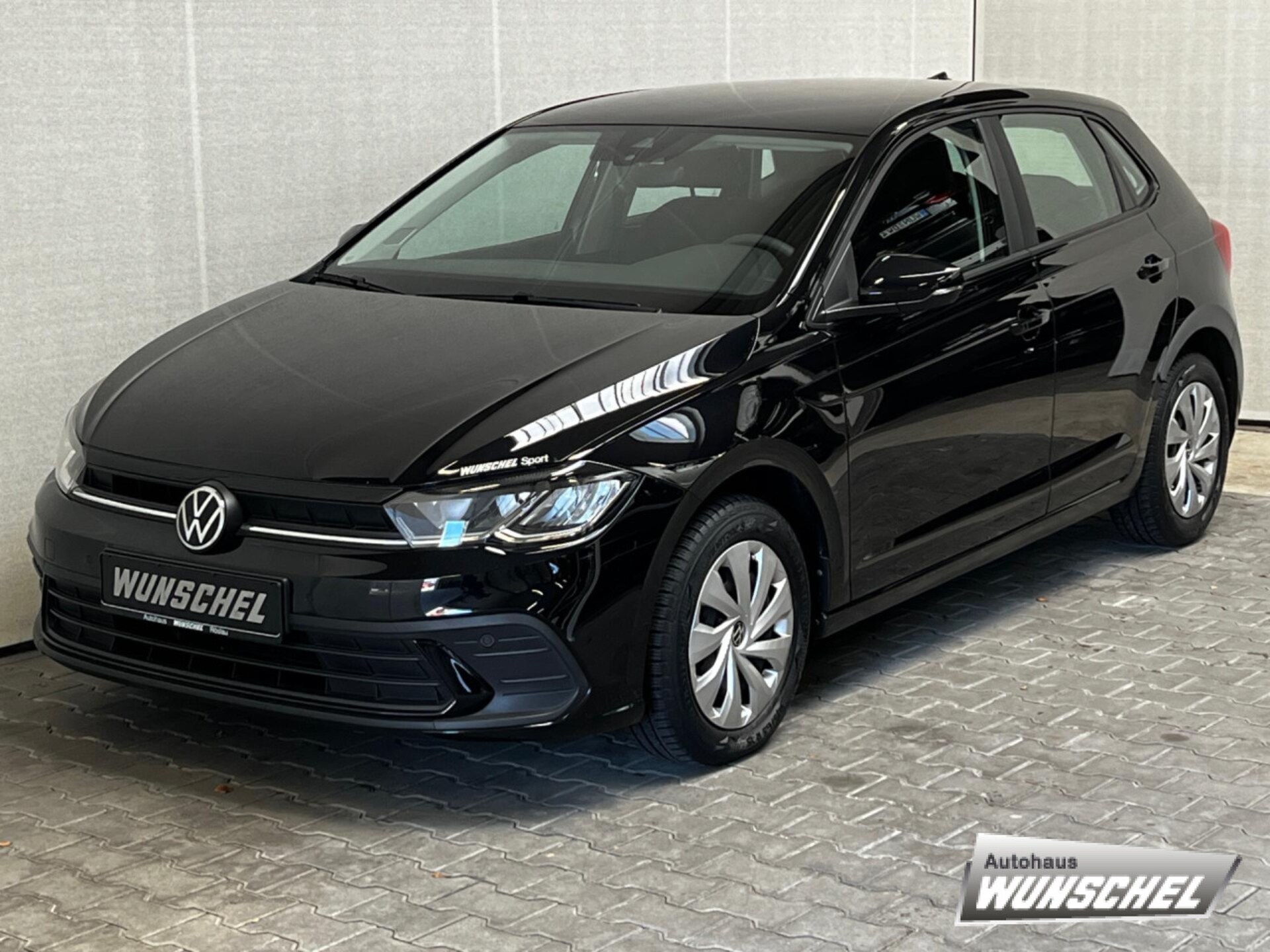 Volkswagen Polo Basis-Modell