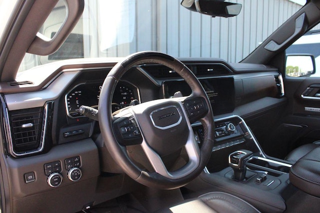 2024 GMC Sierra