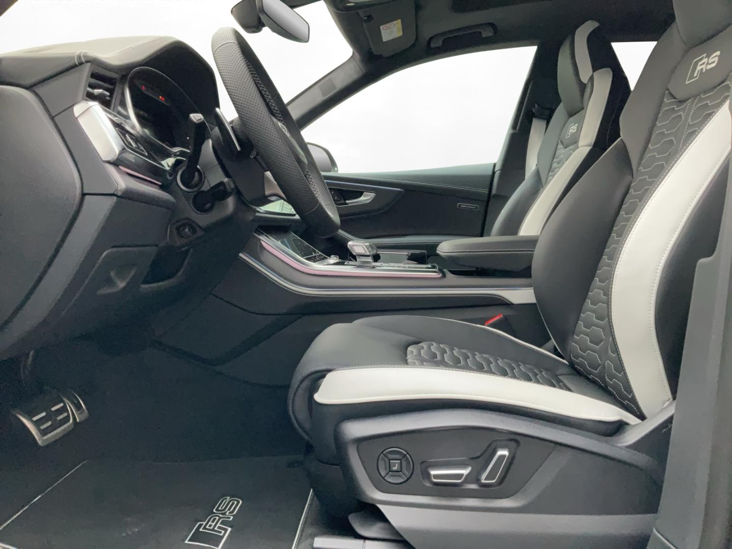 Image about Audi RS Q8 SUV TFSI quattro tiptronic