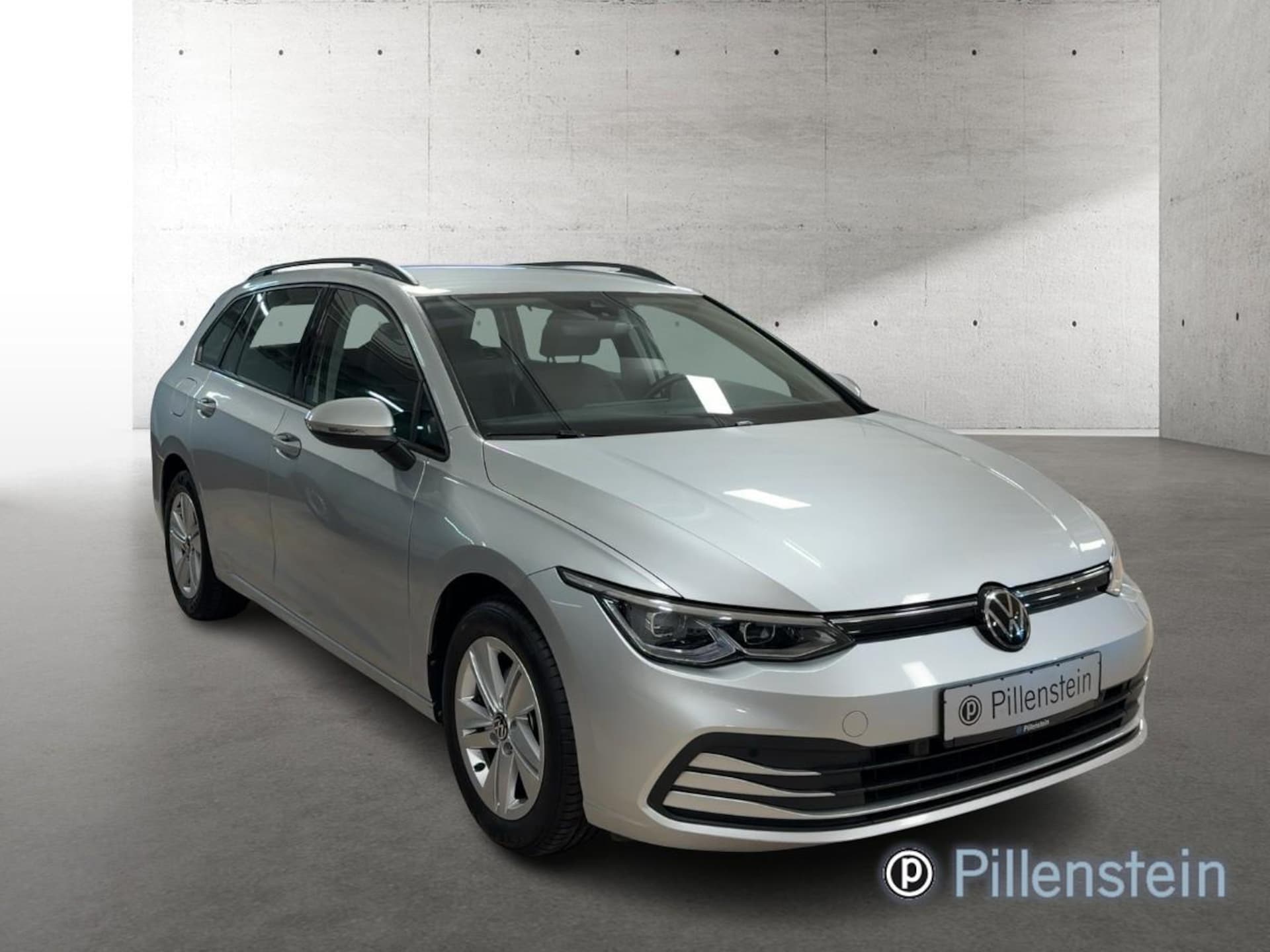 Volkswagen Golf Variant Life