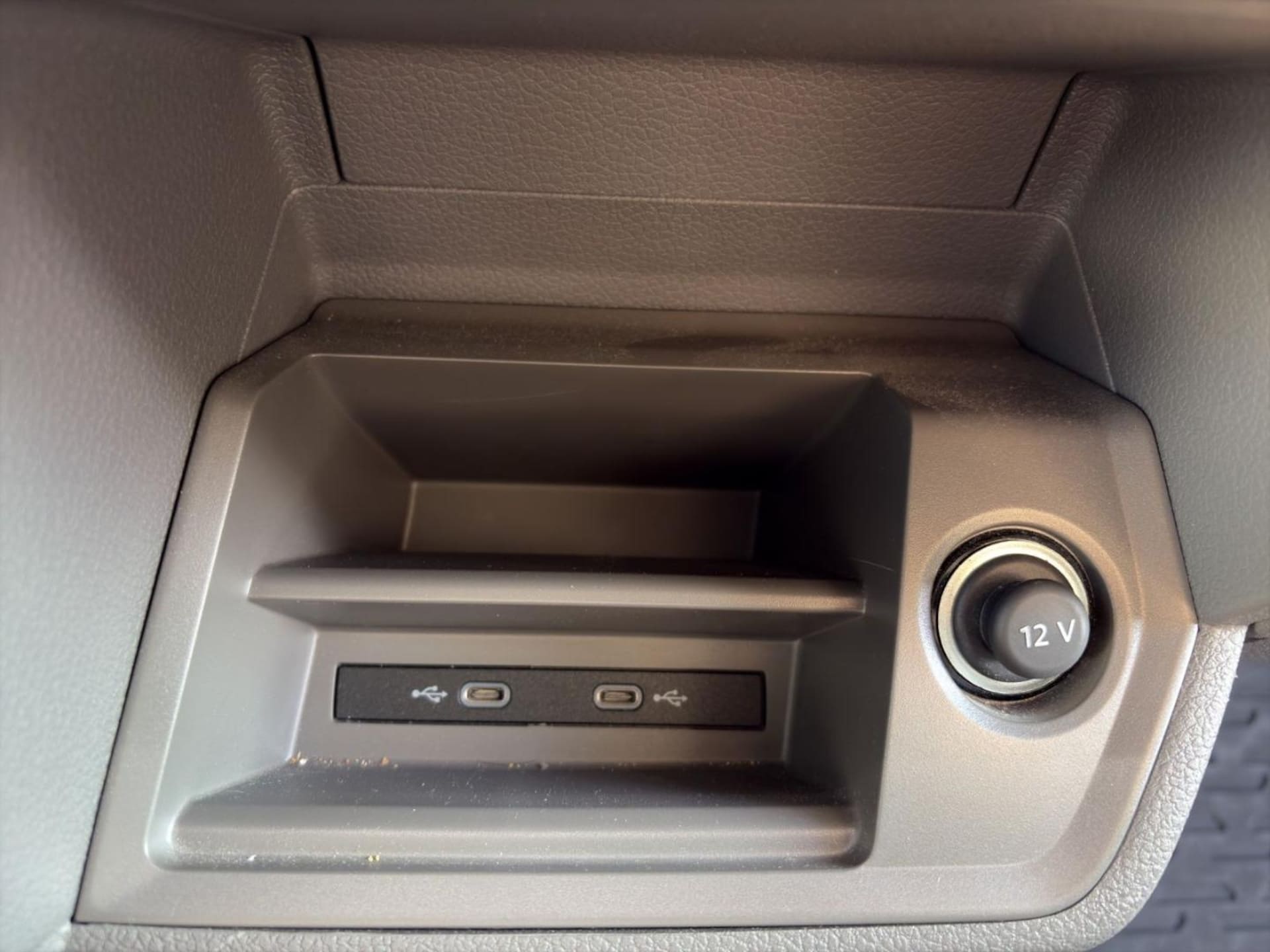 Volkswagen Crafter Kasten langer Radstand