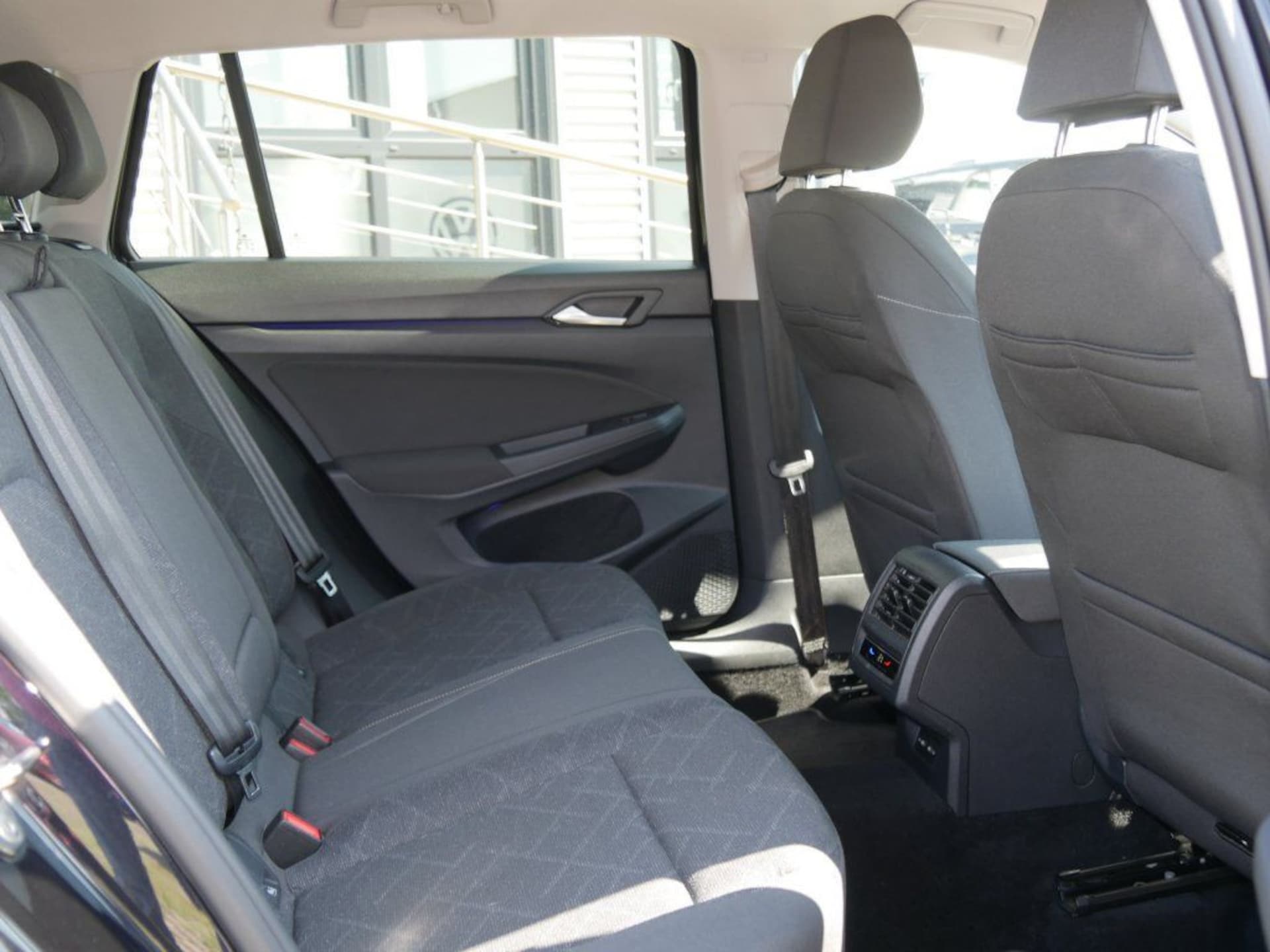 Volkswagen Golf Variant Life