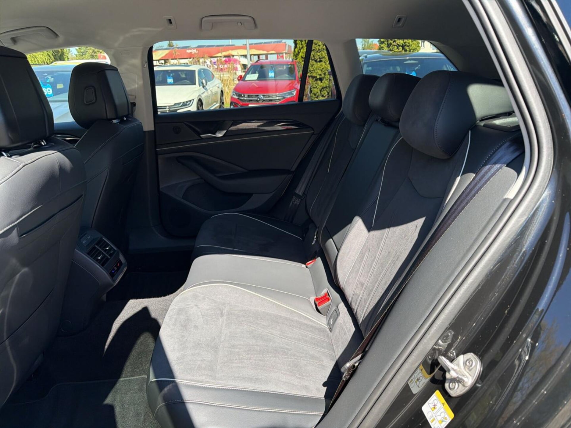 Volkswagen Passat Business