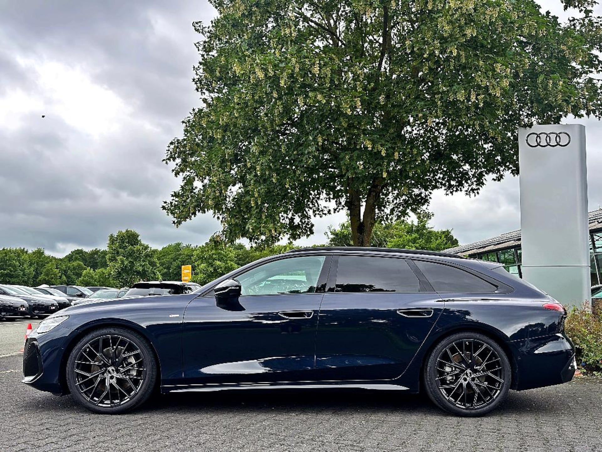 Audi A6 Avant edition one