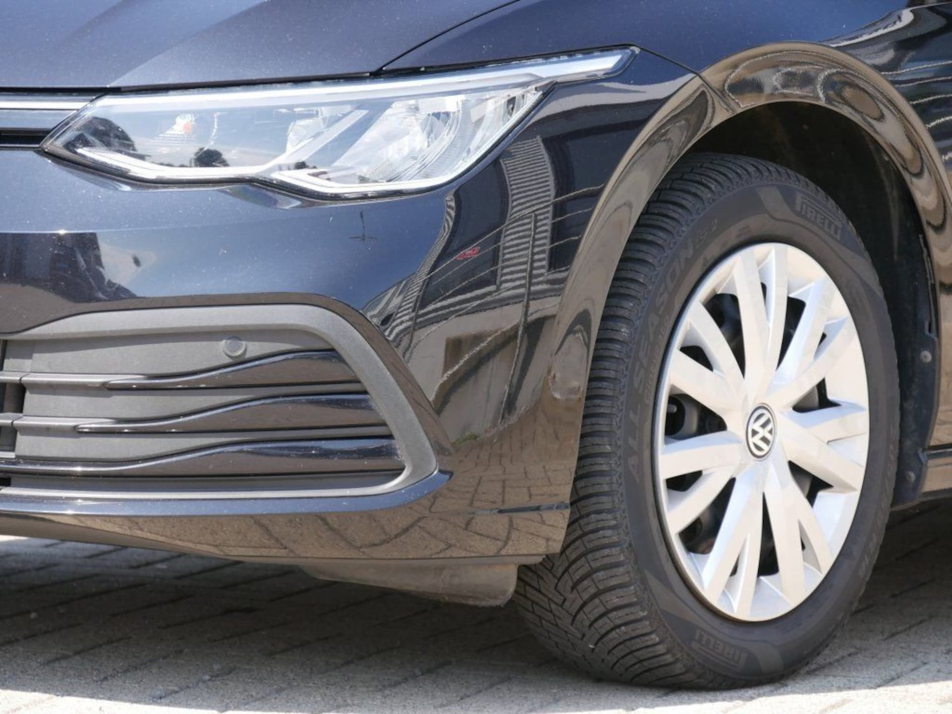 Volkswagen Golf Variant Life