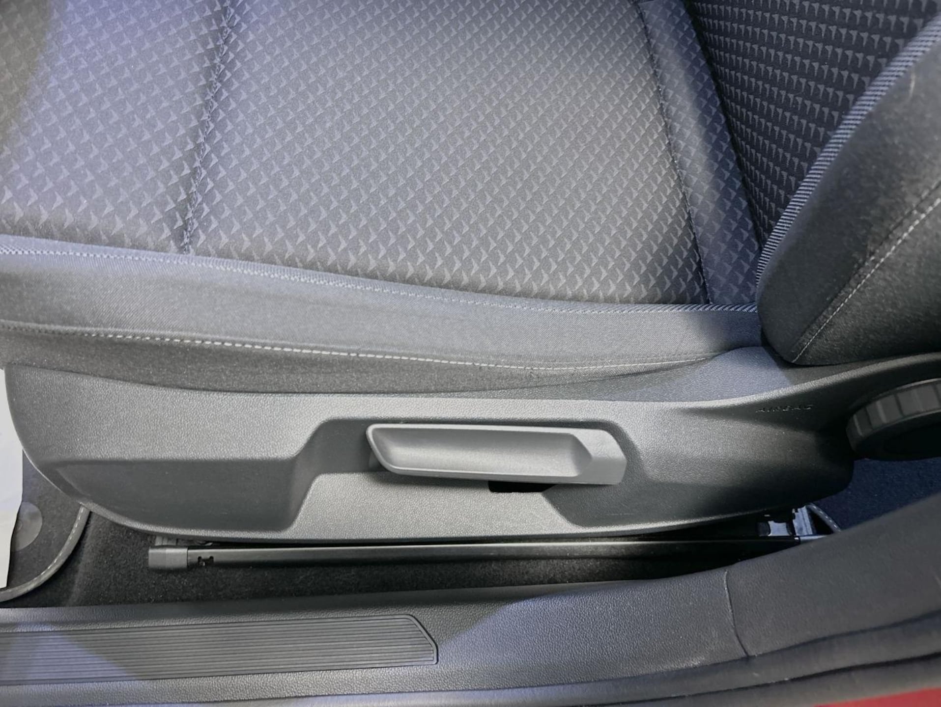 Volkswagen Golf Active