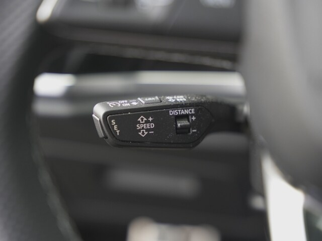 Image about Audi Q3 S line 40 TDI quattro S tronic