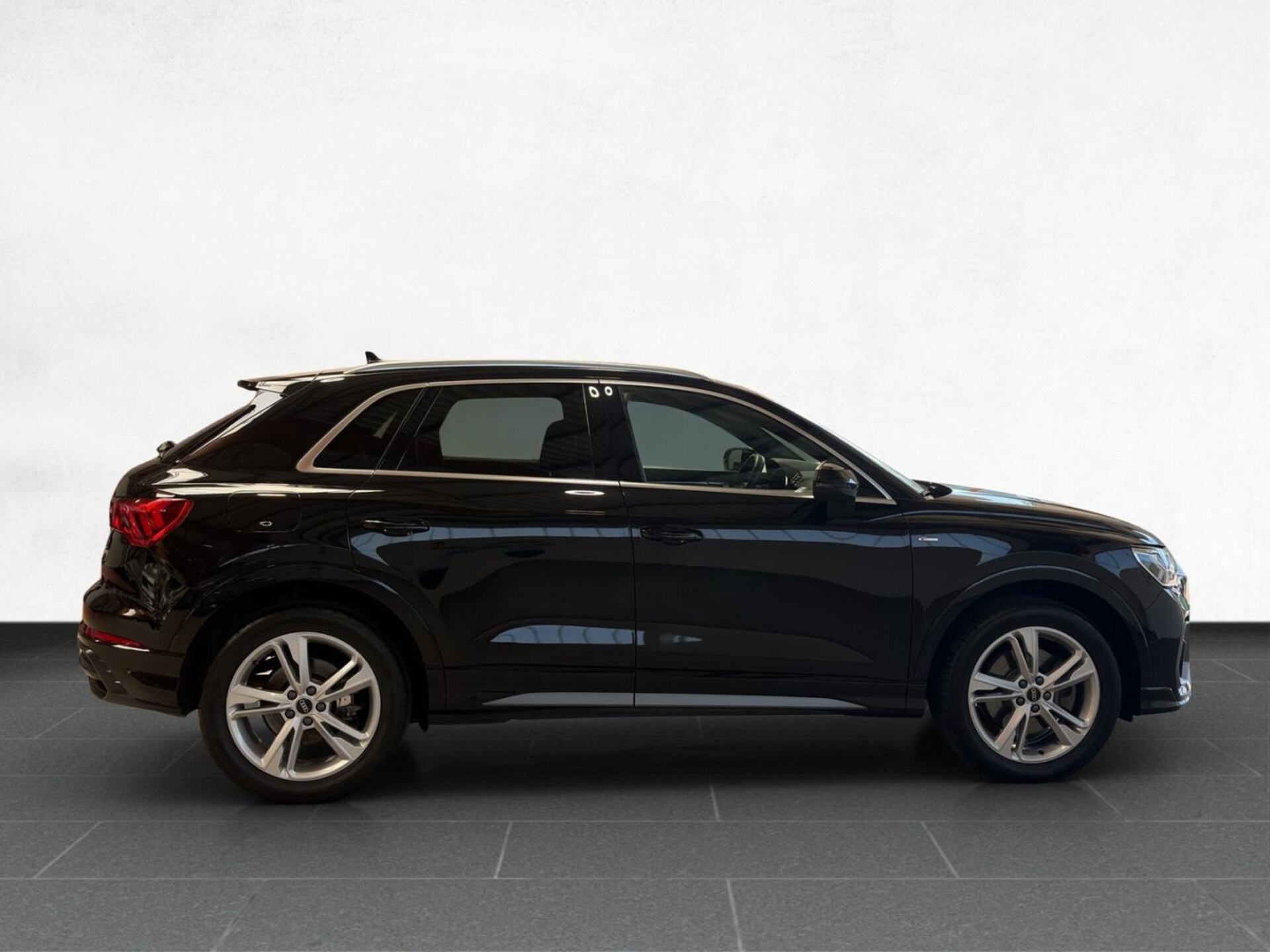 Audi Q3 TFSI e S line