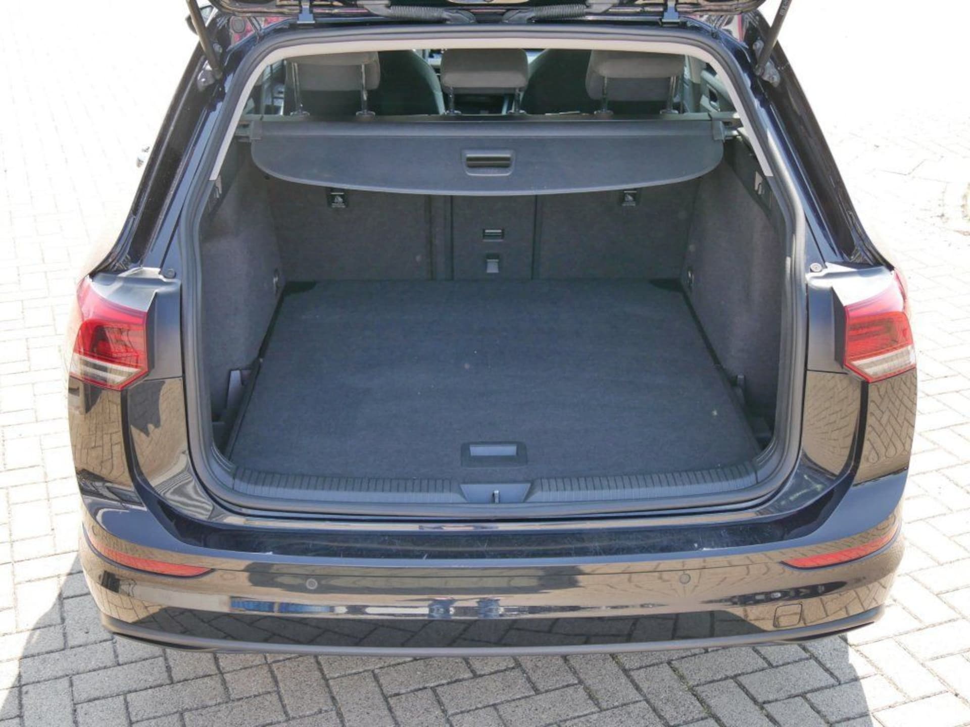 Volkswagen Golf Variant Life