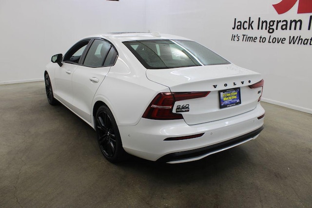 2024 Volvo S60