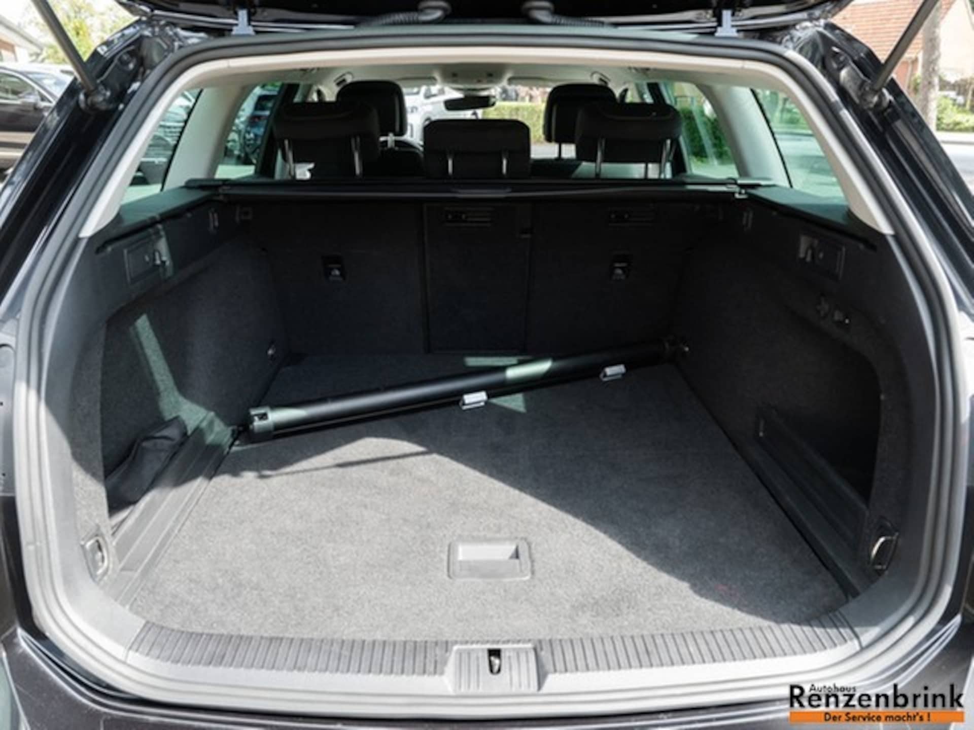 Volkswagen Passat Variant Business