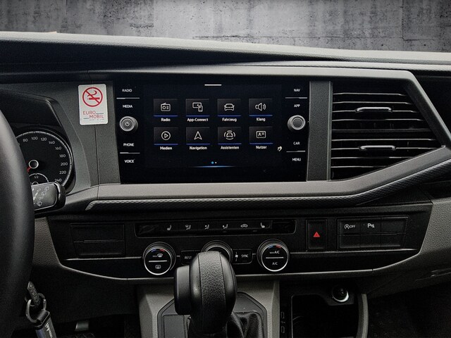 Volkswagen T6.1 Caravelle larger