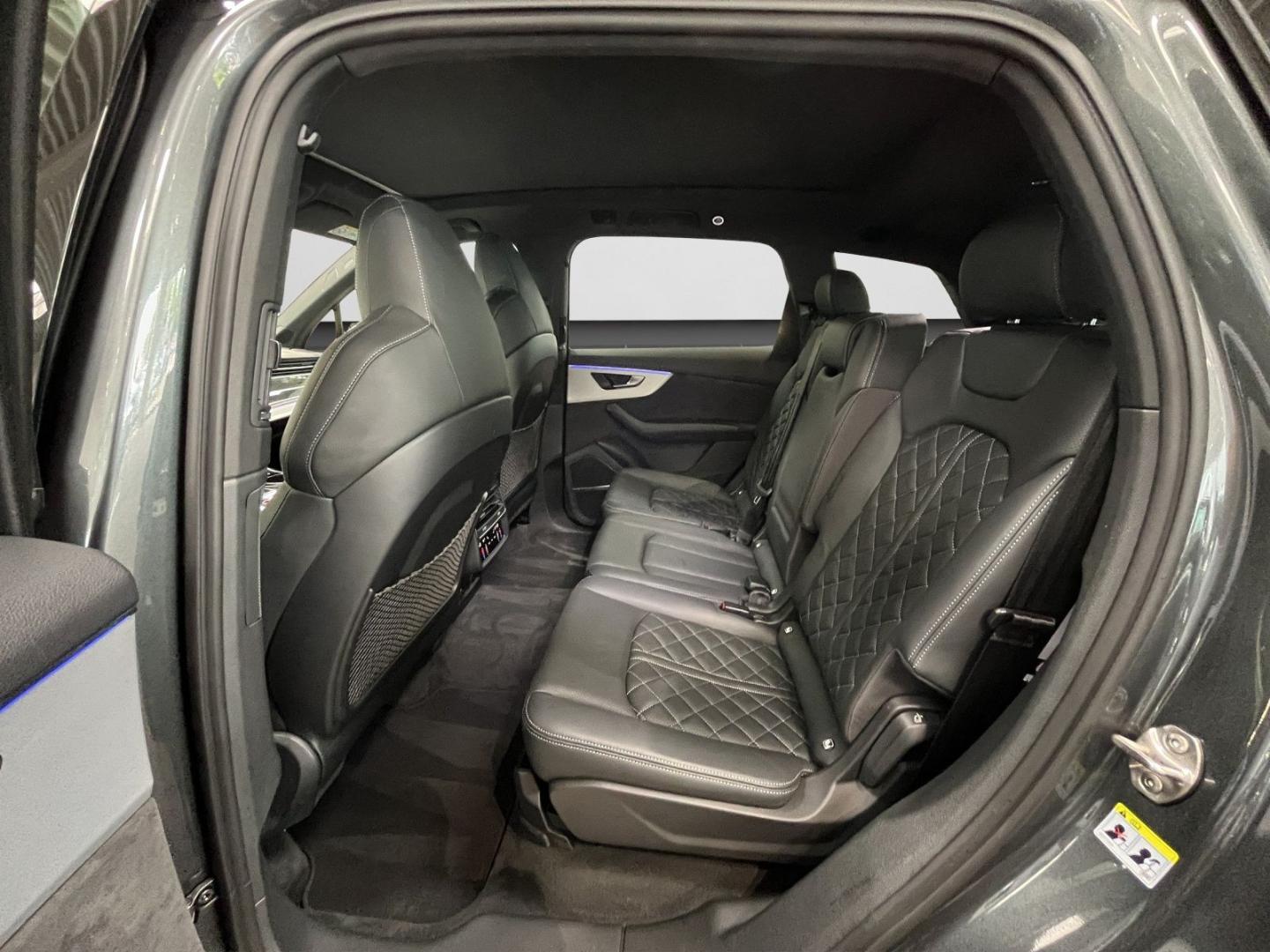 Image about Audi SQ7 TFSI quattro tiptronic