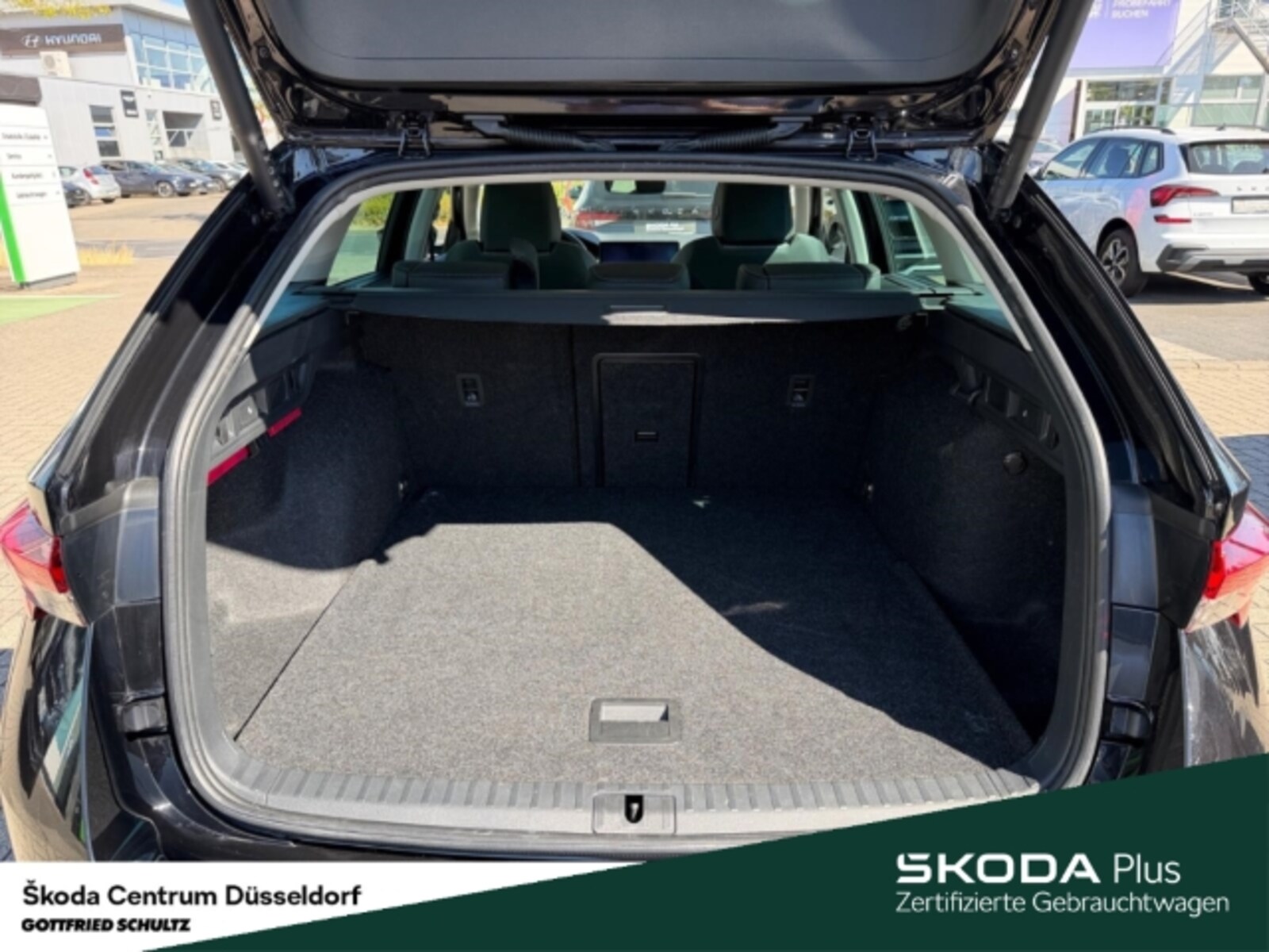 Škoda Octavia Combi – Bild 9