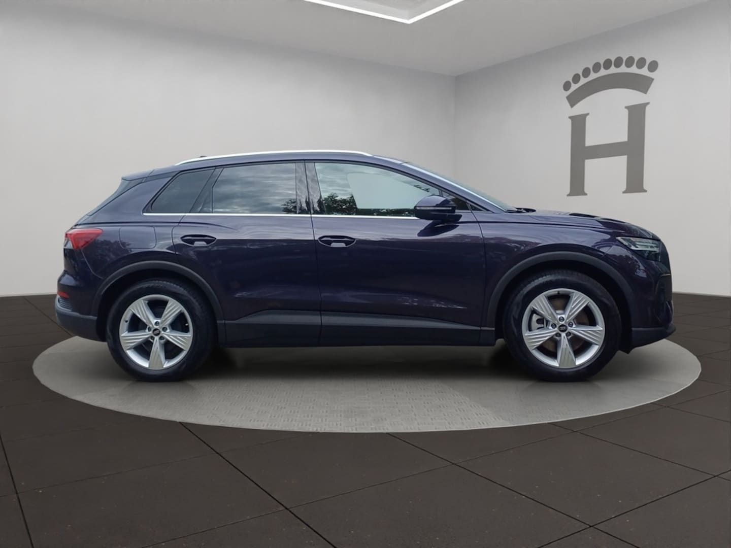 Bild über Audi Q4 e-tron 45 e-tron - für weitere Informationen kontaktieren Sie den Audi Partner