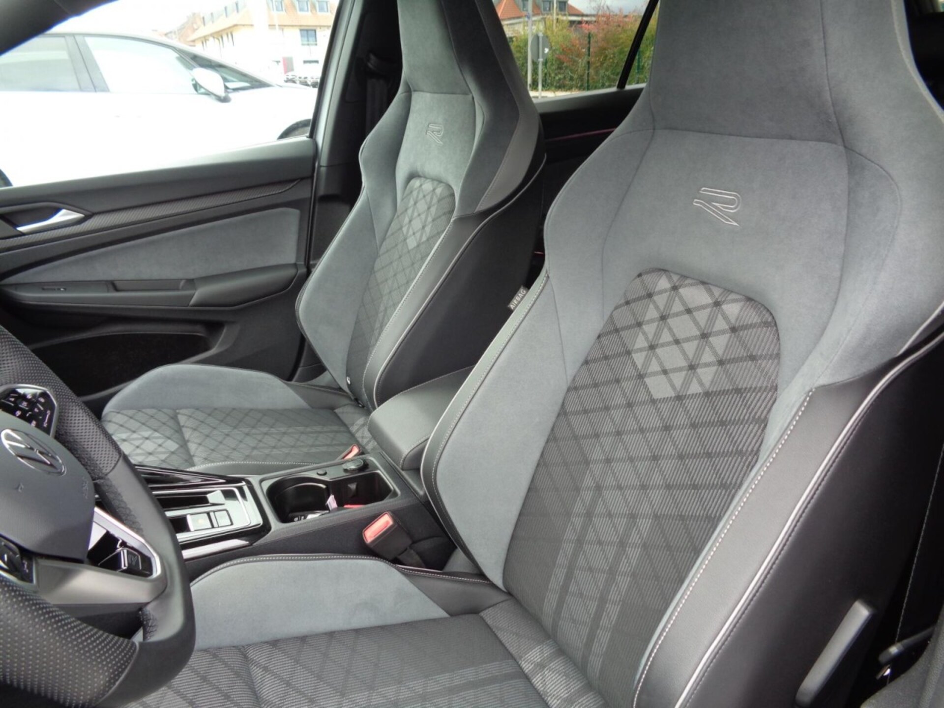 Volkswagen Golf Variant R-Line