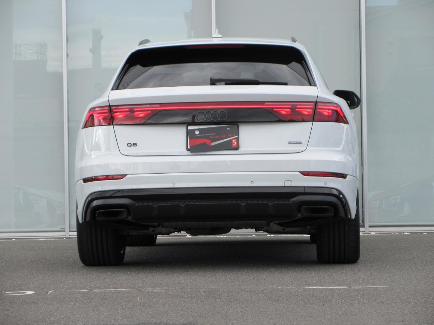 Audi Q8 SUV 55 TFSI quattro S line 250(340) kW(PS) tiptronic for more details contact your dealer