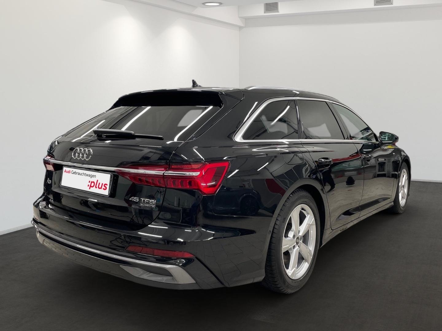 Bild über Audi A6 Avant S line 45 TFSI quattro S tronic - für weitere Informationen kontaktieren Sie den Audi Partner