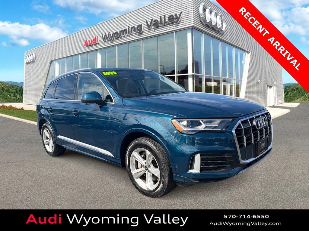 2022 Audi Q7 45 Premium Plus quattro Tiptronic's photo