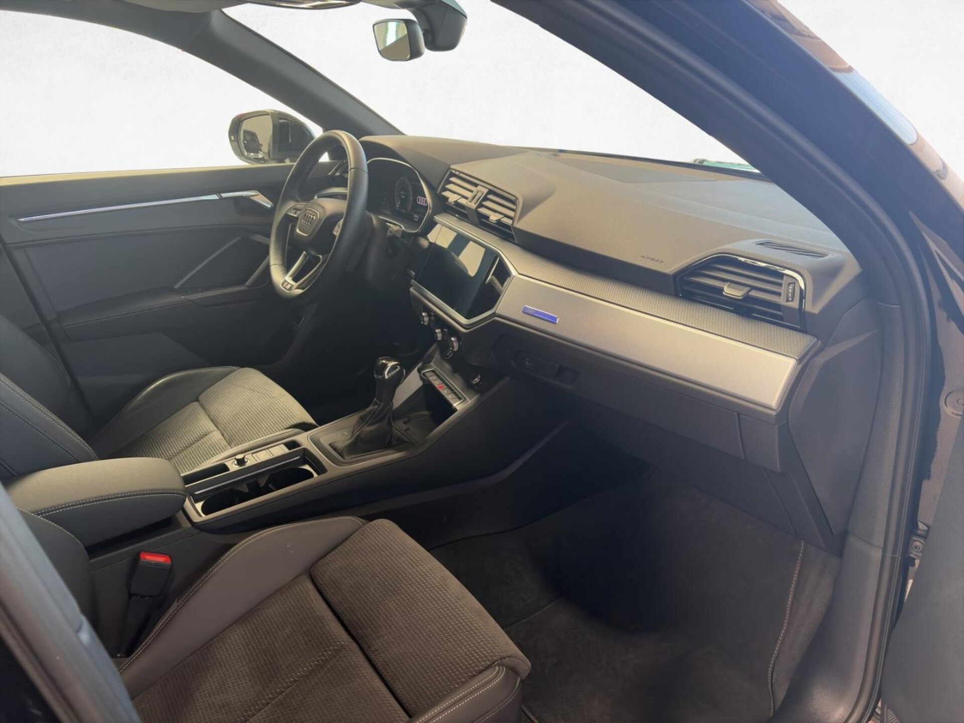 Audi Q3 TFSI e S line