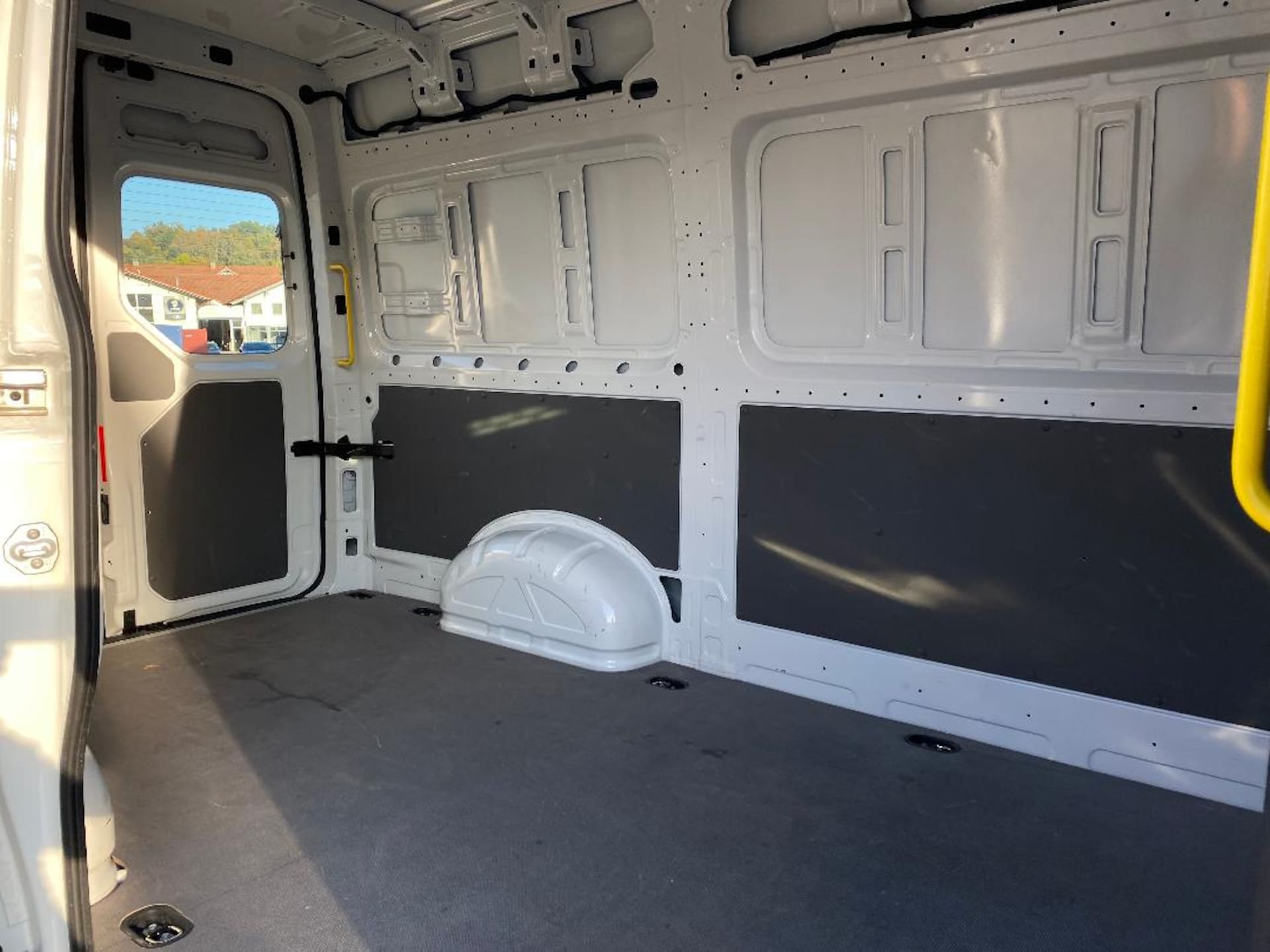 Volkswagen Crafter Kasten mittlerer Radstand