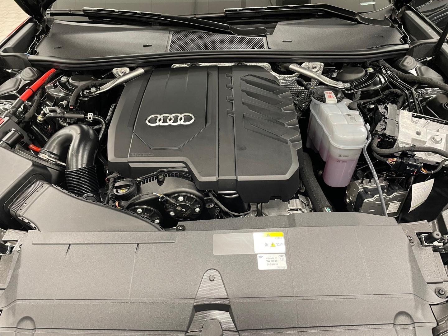 Bild über Audi A6 Avant S line 45 TFSI quattro S tronic - für weitere Informationen kontaktieren Sie den Audi Partner