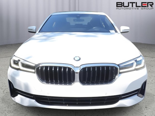 2023 BMW 530