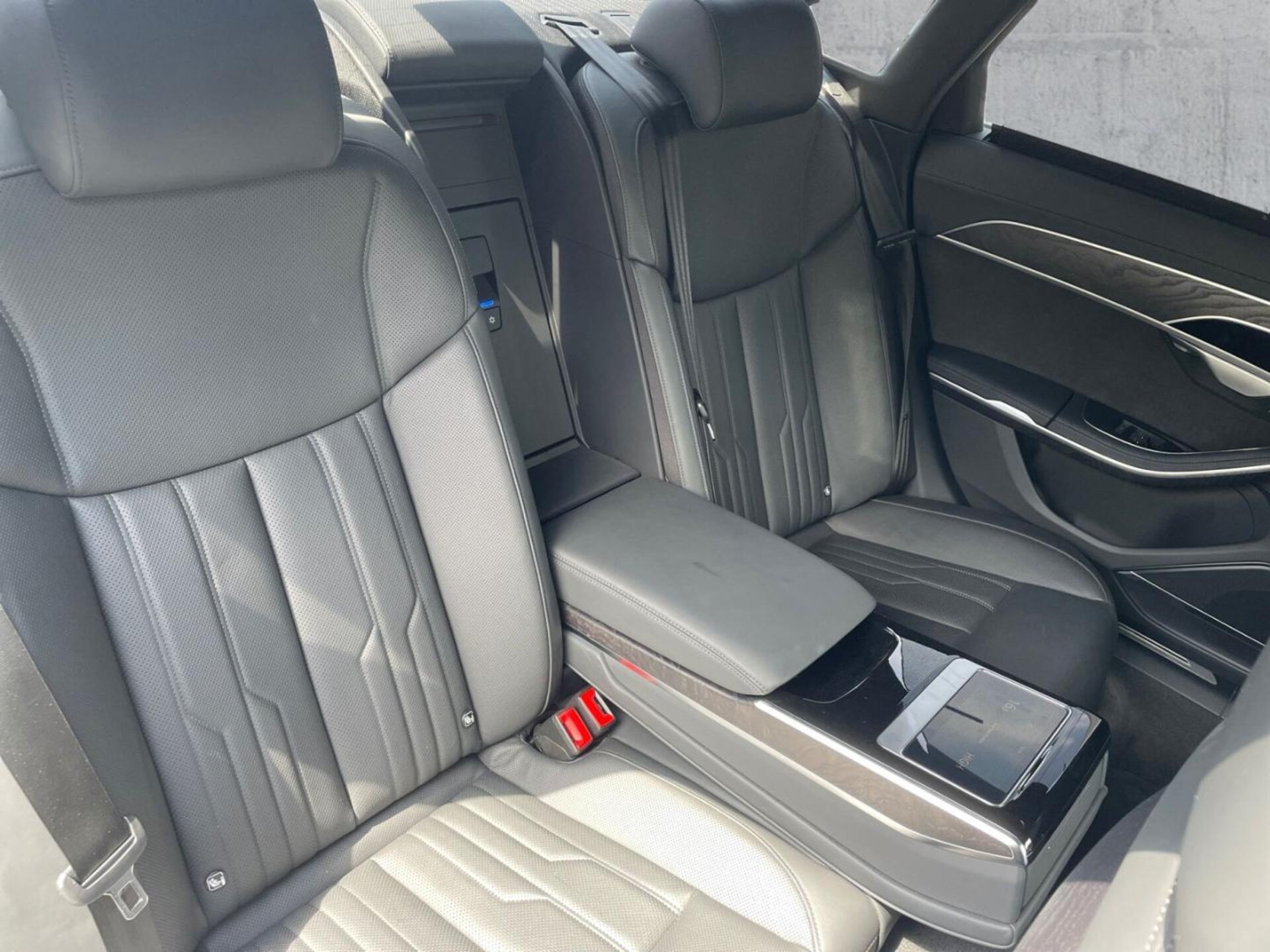 Audi A8 TFSI e