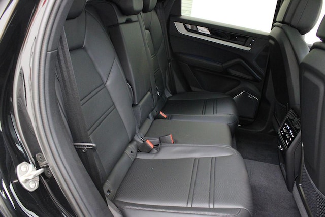 2025 Porsche Cayenne Coup S - Photo 28