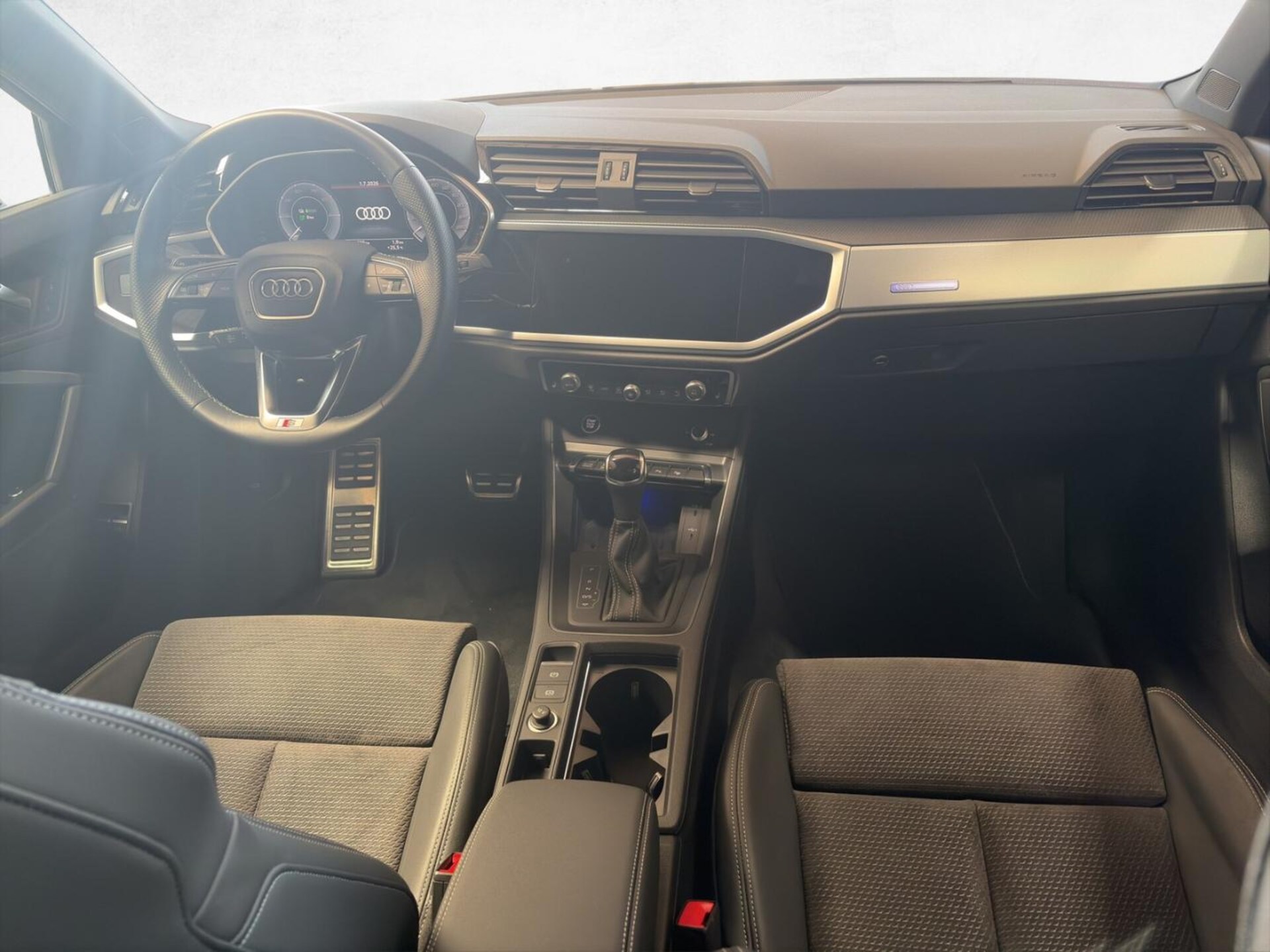 Audi Q3 TFSI e S line