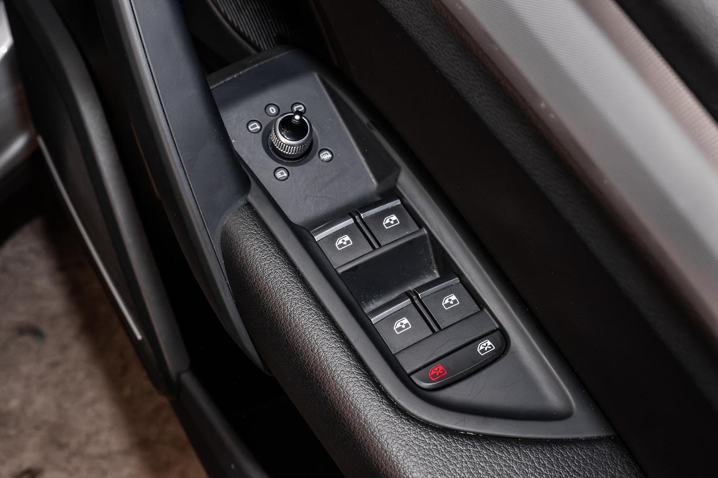 Image about Audi Q5 Sportback 40 TDI quattro S tronic