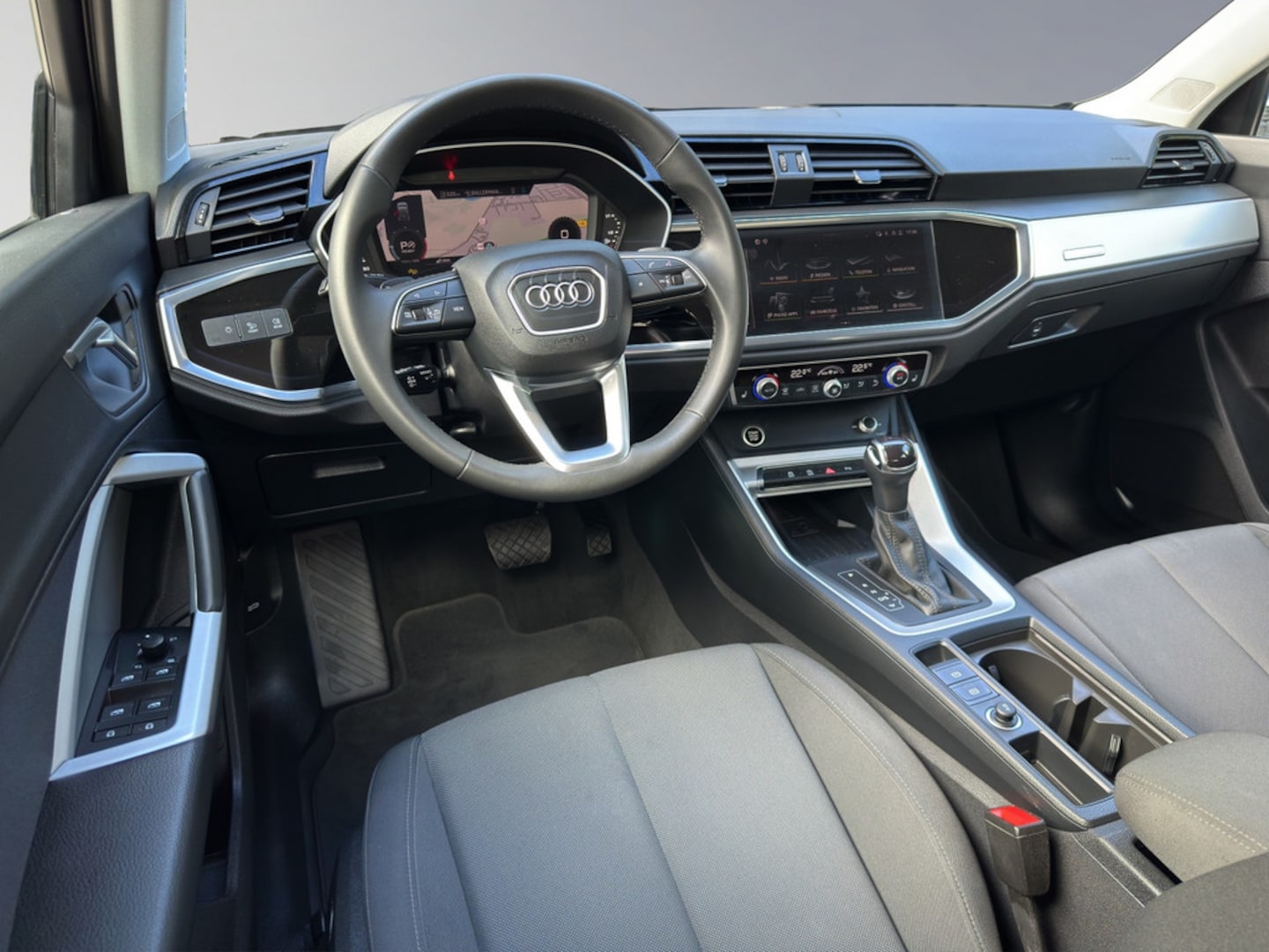 Bild über Audi Q3 advanced 35 TDI S tronic - für weitere Informationen kontaktieren Sie den Audi Partner