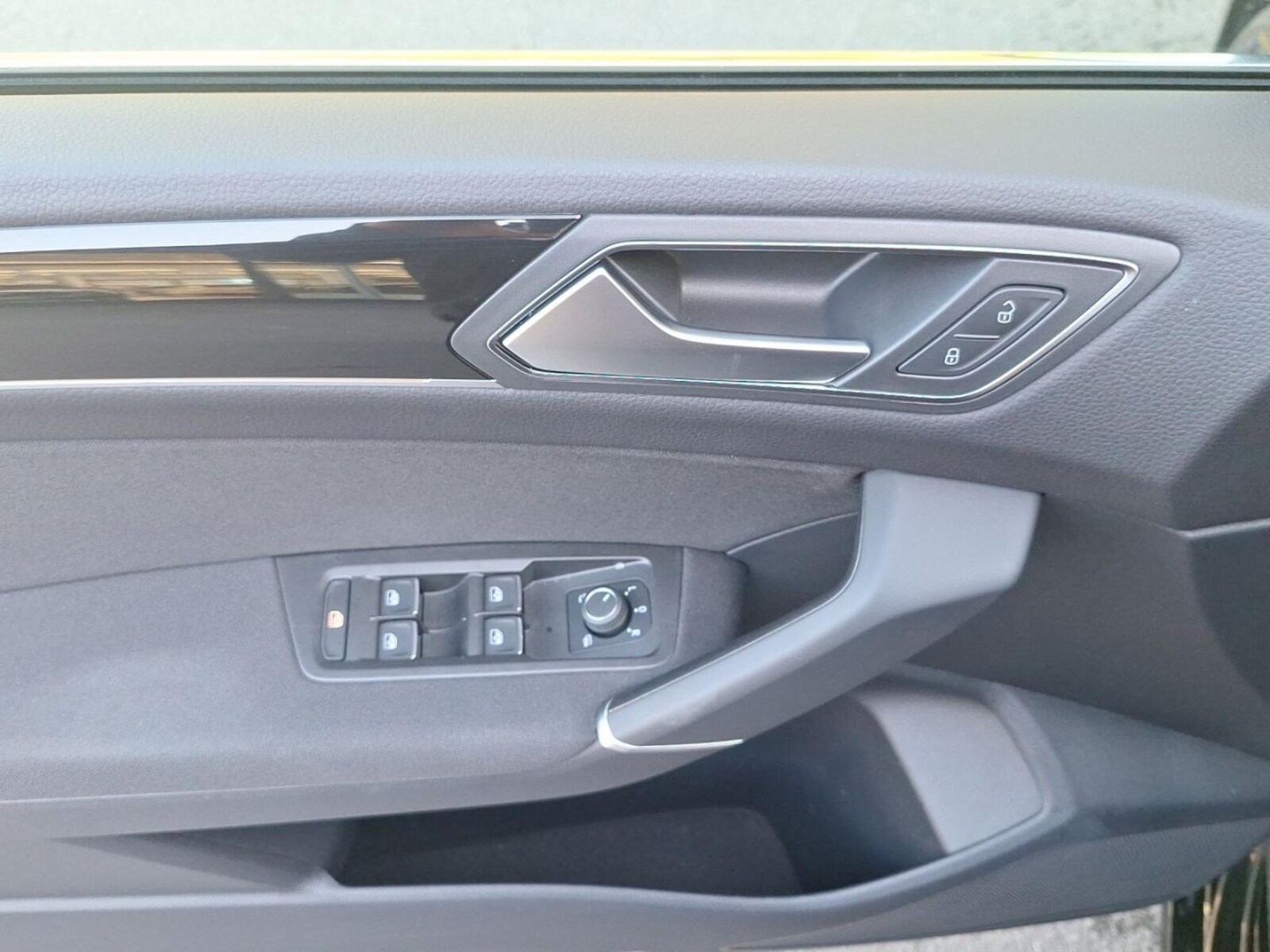 Volkswagen Touran – Bild 8