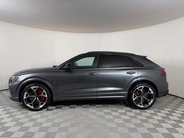2026 Audi RS Q8 SUV performance