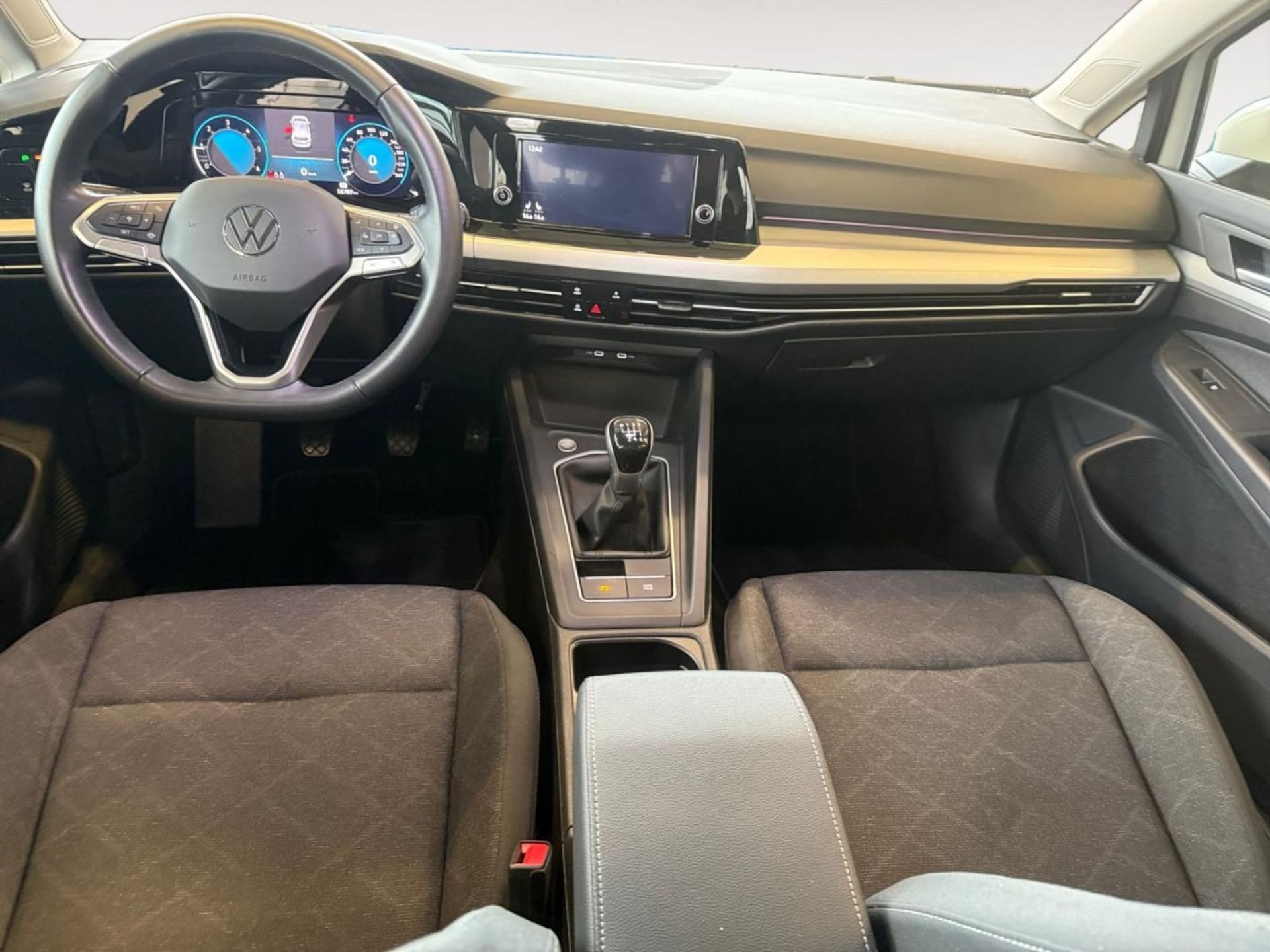 Volkswagen Golf Life