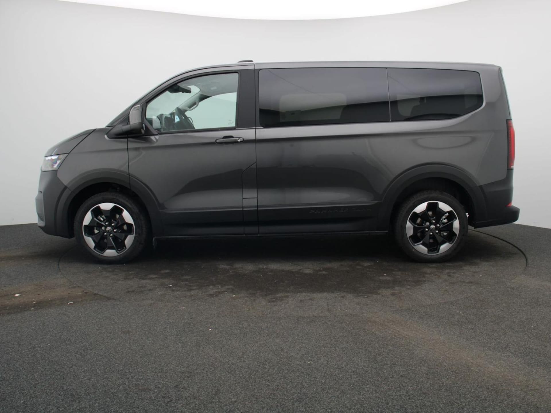 Volkswagen e-Caravelle Life