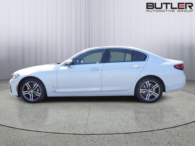2023 BMW 530