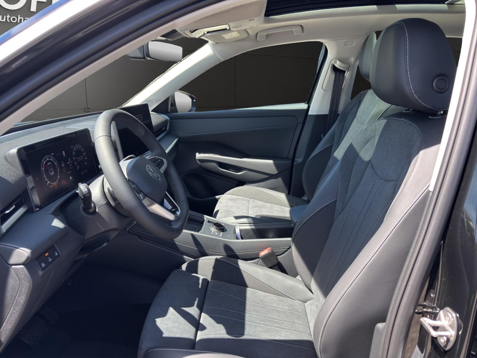 Volkswagen T-Roc – Bild 7