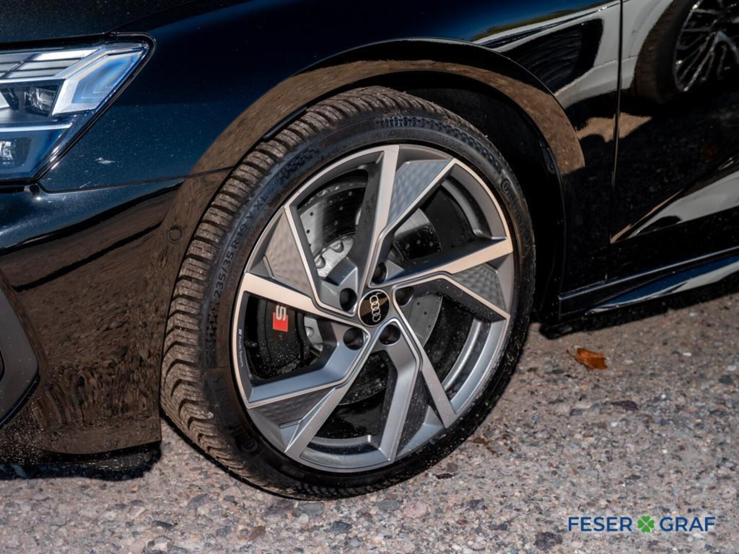 Bild über Audi S3 Sportback TFSI quattro S tronic - für weitere Informationen kontaktieren Sie den Audi Partner