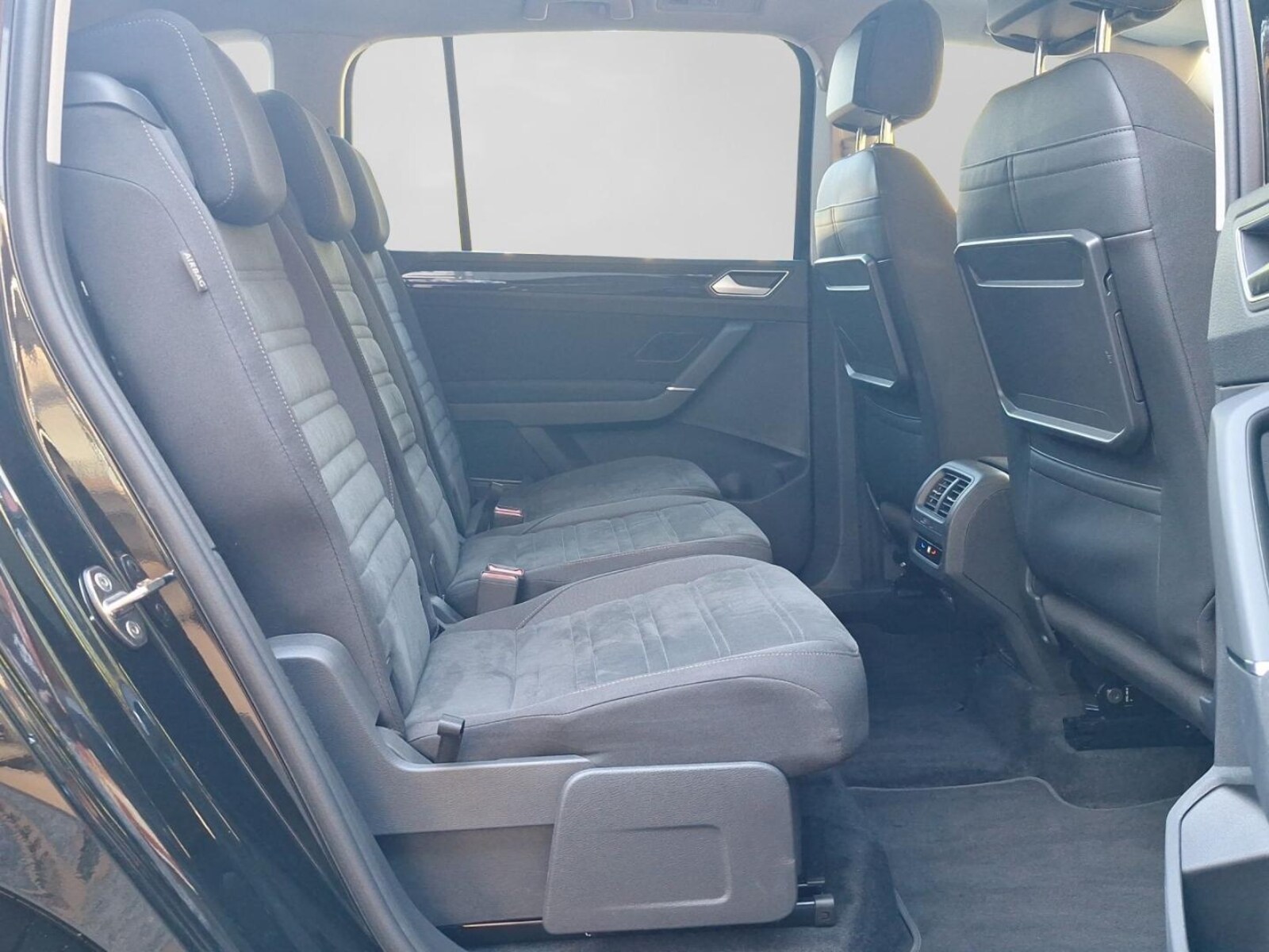 Volkswagen Touran – Bild 6